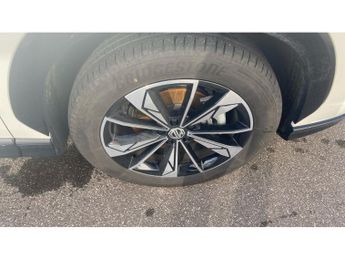 MG HS 1.5 T-GDI Trophy 5dr DCT Petrol Hatchback