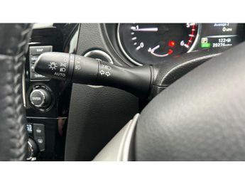 Nissan Qashqai 1.6 dCi Tekna 5dr Xtronic Diesel Hatchback
