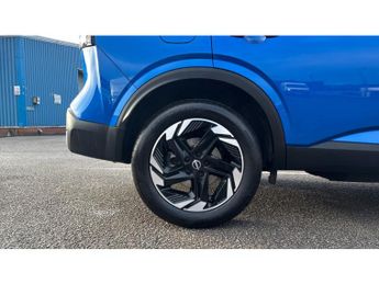Nissan Qashqai 1.3 DiG-T MH 158 N-Connecta 5dr Xtronic Petrol Hatchback