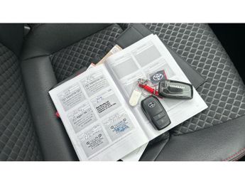 Toyota Yaris 1.5 Hybrid Launch Edition 5dr CVT Hybrid Hatchback