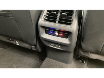 Volkswagen Tiguan 2.0 TDI R-Line 5dr DSG Diesel Estate