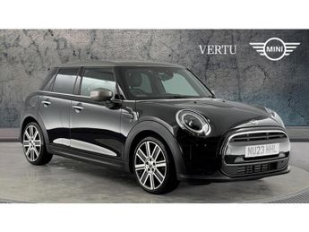 MINI Hatchback 1.5 Cooper Exclusive Premium 5dr Auto Petrol Hatchback