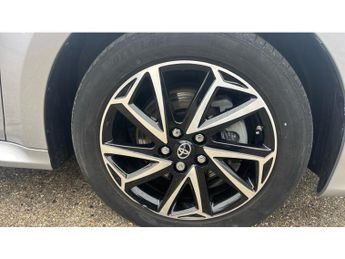 Toyota Yaris 1.5 Hybrid Design 5dr CVT Hybrid Hatchback