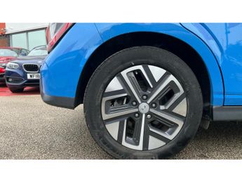 Hyundai KONA 100kW Premium 39kWh 5dr Auto Electric Hatchback