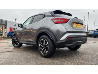 Nissan Juke 1.0 DiG-T N-Connecta 5dr DCT Petrol Hatchback