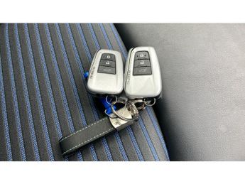 Toyota RAV4 2.5 VVT-i Hybrid Dynamic 5dr CVT Hybrid Estate