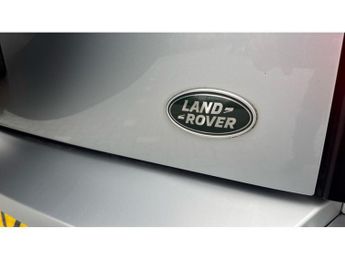 Land Rover Defender 90 Diesel 3.0 D250 Hard Top SE Auto