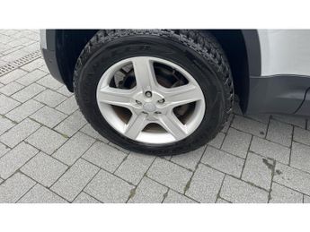 Land Rover Defender 90 Diesel 3.0 D250 Hard Top SE Auto