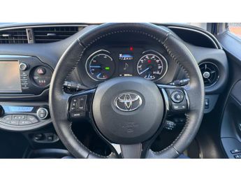 Toyota Yaris 1.5 Hybrid Design 5dr CVT Hybrid Hatchback