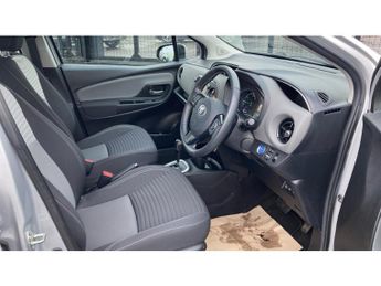 Toyota Yaris 1.5 Hybrid Icon Tech 5dr CVT Hybrid Hatchback