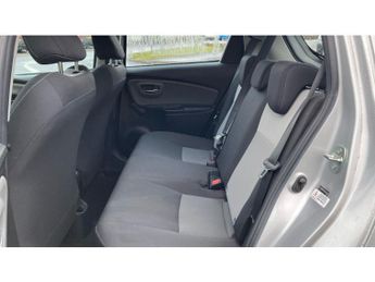 Toyota Yaris 1.5 Hybrid Icon Tech 5dr CVT Hybrid Hatchback