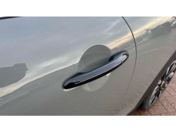 MINI Hatchback 135kW Cooper S Level 3 33kWh 3dr Auto Electric Hatchback