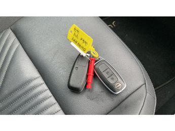 Nissan Juke 1.0 DiG-T Tekna 5dr DCT Petrol Hatchback