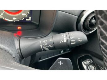 Nissan Juke 1.0 DiG-T Tekna 5dr DCT Petrol Hatchback