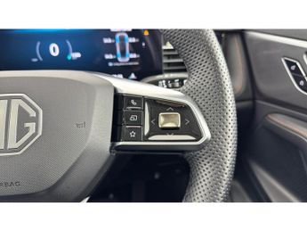 MG HS 1.5 T-GDI Trophy 5dr DCT Petrol Hatchback