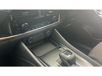 Nissan Qashqai 1.3 DiG-T MH 158 N-Connecta 5dr Xtronic Petrol Hatchback