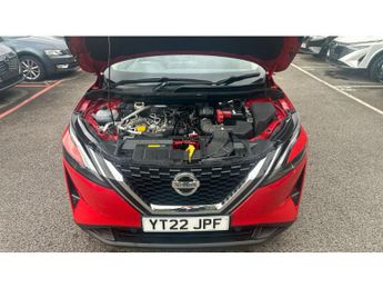Nissan Qashqai 1.3 DiG-T MH 158 N-Connecta 5dr Xtronic Petrol Hatchback