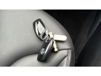 MG HS 1.5 T-GDI Trophy 5dr DCT Petrol Hatchback