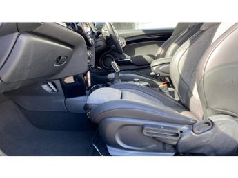 MINI Hatchback 135kW Cooper S Level 2 33kWh 3dr Auto Electric Hatchback
