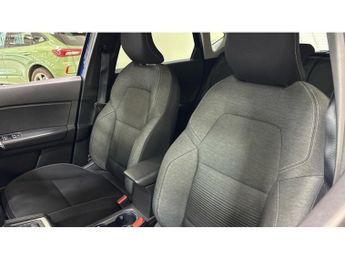 Renault Captur 1.3 TCE 140 Iconic 5dr EDC Petrol Hatchback