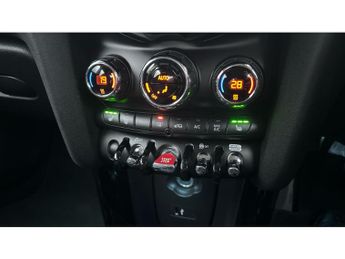 MINI Cooper 1.5 C Classic 5dr Auto Petrol Hatchback