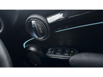 MINI Cooper 1.5 C Classic 5dr Auto Petrol Hatchback