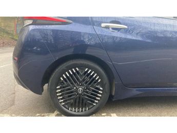 Nissan LEAF 110kW N-Connecta 39kWh 5dr Auto Electric Hatchback