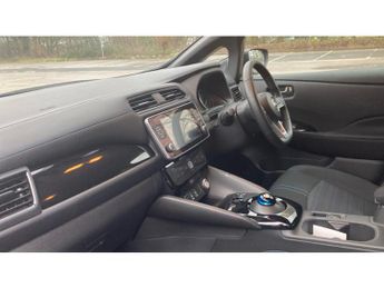 Nissan LEAF 110kW N-Connecta 39kWh 5dr Auto Electric Hatchback