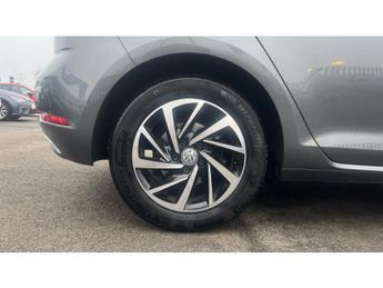 Volkswagen Golf 1.5 TSI EVO 150 Match Edition 5dr DSG Petrol Hatchback