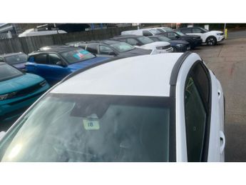 Hyundai KONA 1.6 GDi Hybrid Premium 5dr DCT Hybrid Hatchback