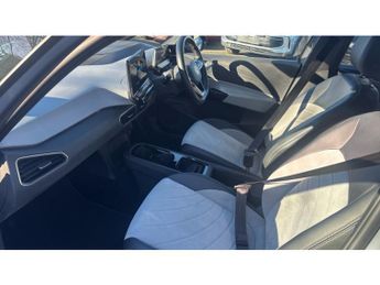 Volkswagen ID.3 150kW Family Pro Performance 58kWh 5dr Auto Electric Hatchback