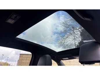 Volkswagen ID.3 150kW Family Pro Performance 58kWh 5dr Auto Electric Hatchback