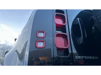 Land Rover Defender 3.0 D250 X-Dynamic HSE 110 5dr Auto Diesel Estate