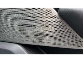 Land Rover Range Rover Velar 2.0 D200 R-Dynamic SE 5dr Auto Diesel Estate