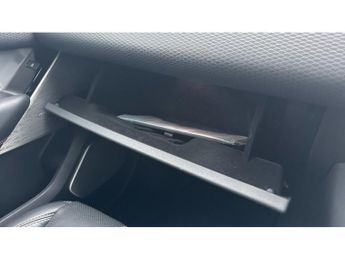 Land Rover Range Rover Velar 2.0 D200 R-Dynamic SE 5dr Auto Diesel Estate