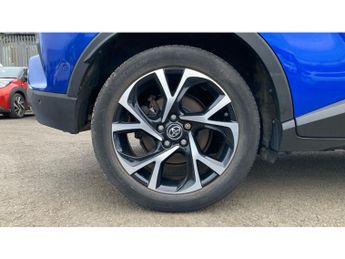 Toyota C-HR 1.8 Hybrid Design 5dr CVT Hybrid Hatchback
