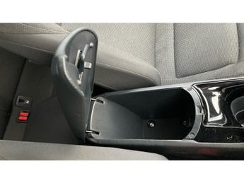 Toyota C-HR 1.8 Hybrid Design 5dr CVT Hybrid Hatchback