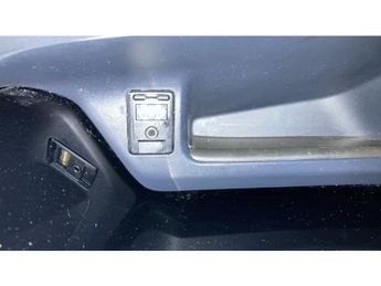 Toyota C-HR 1.8 Hybrid Design 5dr CVT Hybrid Hatchback