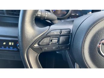 Toyota Yaris 1.5 Hybrid Design 5dr CVT Hybrid Hatchback
