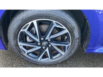 Toyota Yaris 1.5 Hybrid Design 5dr CVT Hybrid Hatchback