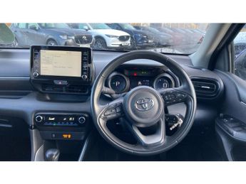 Toyota Yaris 1.5 Hybrid Design 5dr CVT Hybrid Hatchback