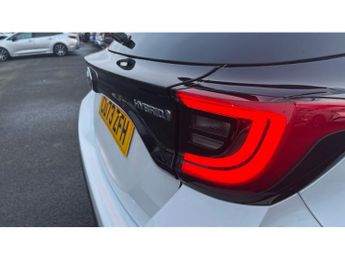 Toyota Yaris 1.5 Hybrid Design 5dr CVT Hybrid Hatchback