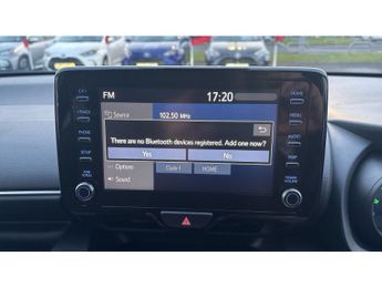 Toyota Yaris 1.5 Hybrid Design 5dr CVT Hybrid Hatchback