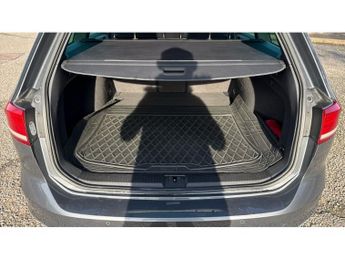 Volkswagen Passat 2.0 TDI R-Line 5dr DSG [Panoramic Roof] Diesel Estate