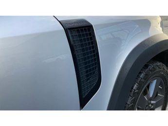 Land Rover Defender 3.0 D300 X-Dynamic HSE 110 5dr Auto Diesel Estate