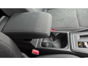 Volkswagen Golf 1.5 eTSI 150 Life 5dr DSG Petrol Hatchback