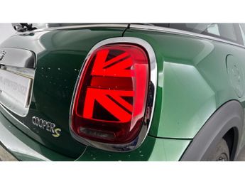 MINI Hatchback 135kW Cooper S Level 2 33kWh 3dr Auto Electric Hatchback