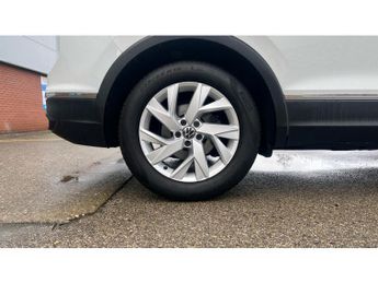 Volkswagen Tiguan 1.5 TSI 150 Life 5dr DSG Petrol Estate