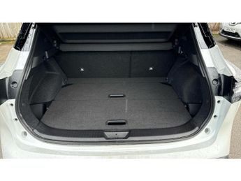 Nissan Qashqai 1.3 DiG-T MH 158 N-Connecta 5dr Xtronic Petrol Hatchback