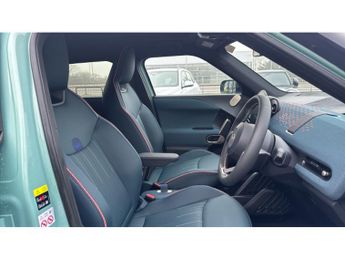 MINI Aceman 135kW E Classic 43kWh 5dr Auto Electric Hatchback